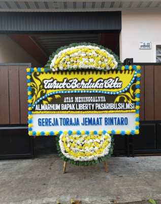 Papan Bunga Duka di Koto Panjang Padang